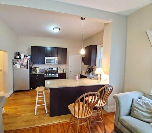 50-52 Shepard St - Photo 1