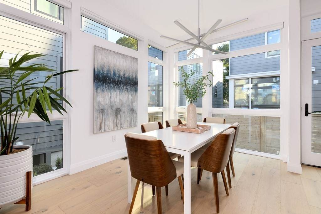 16 Norfolk Court - Photo 1