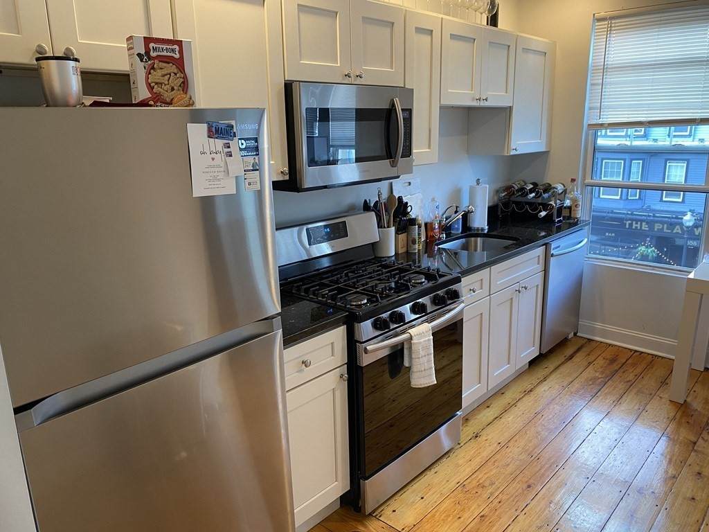 663 East Broadway - Photo 1