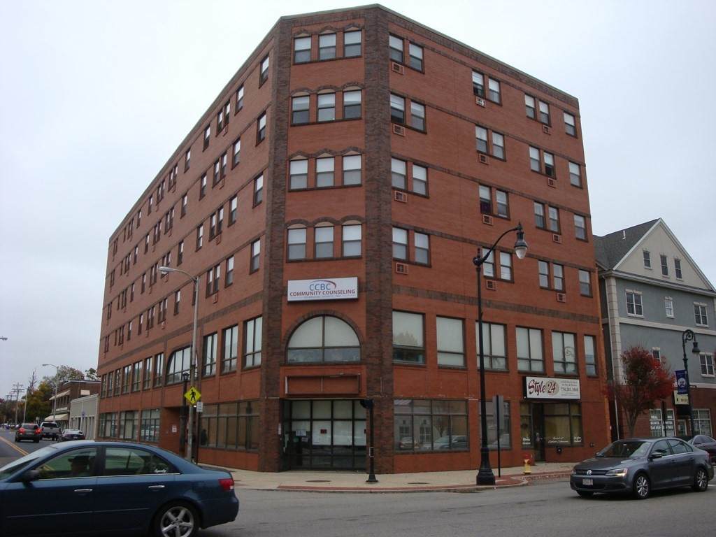 5 Bank Street - Photo 1