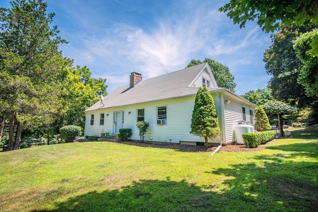 52 Chestnut Hill Rd - Photo 1