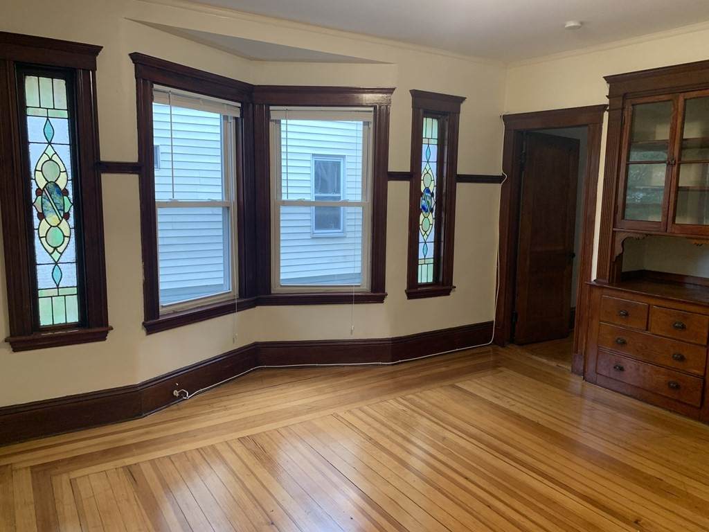 550 Washington St - Photo 1