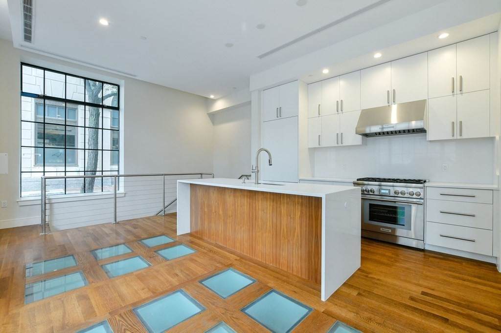 110 Arlington Street - Photo 1