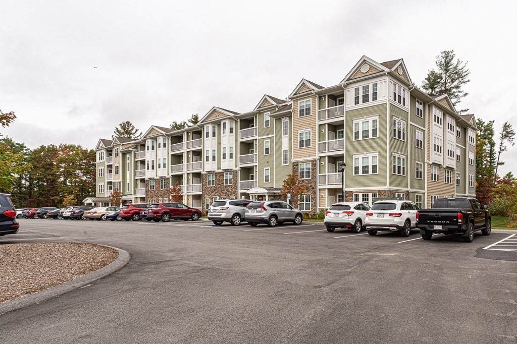 200 Martins Landing - Photo 1