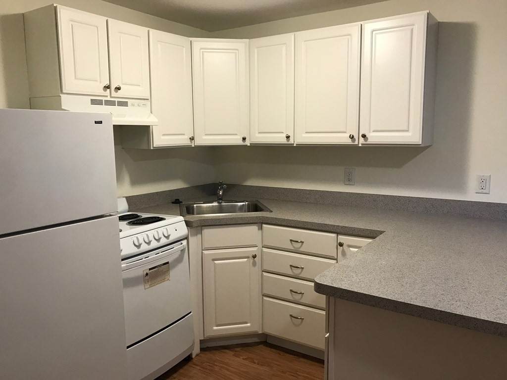 100 Tremont Street - Photo 1