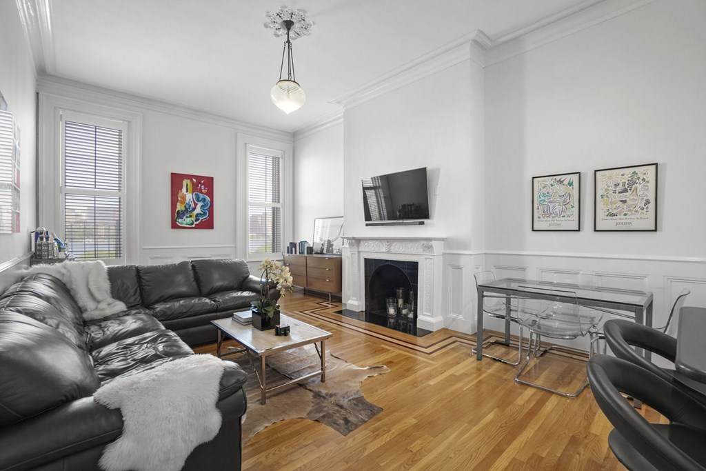 322 Beacon Street - Photo 1