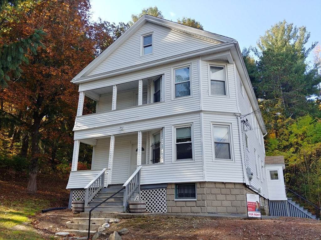 15 Mcgill St - Photo 1