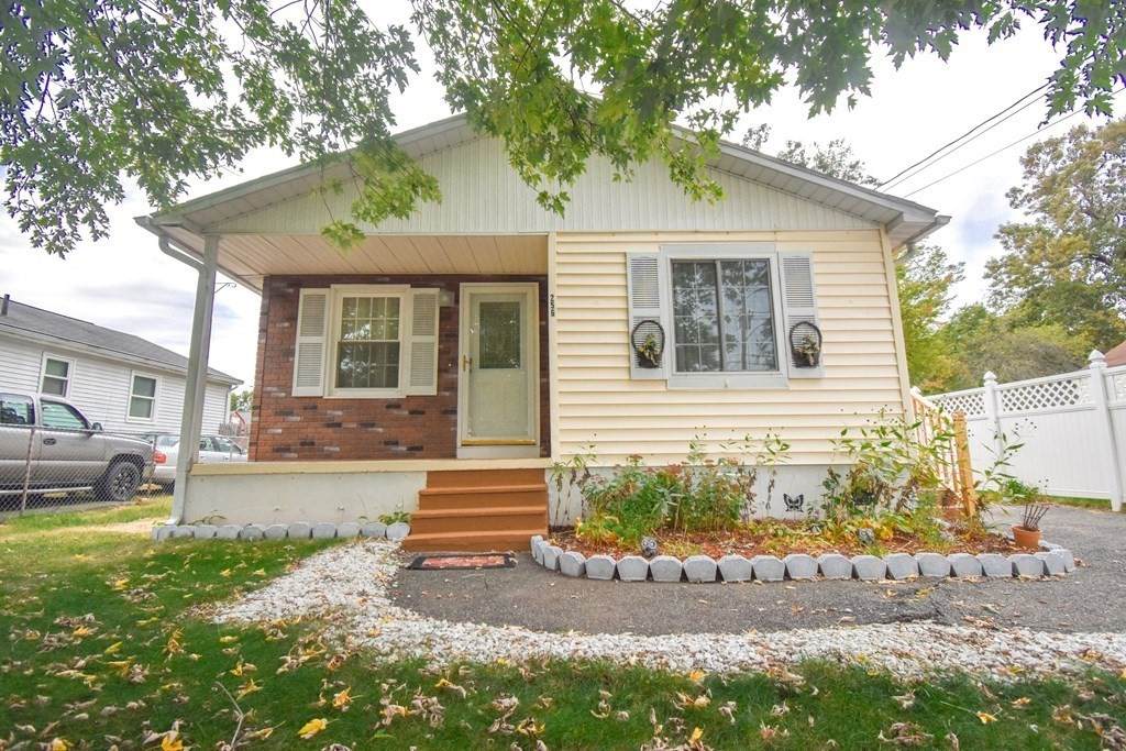 256 Gresham St - Photo 1