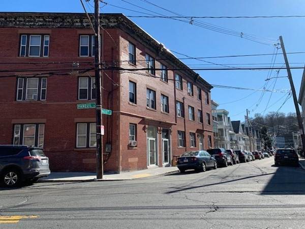 51 Brackett St - Photo 1