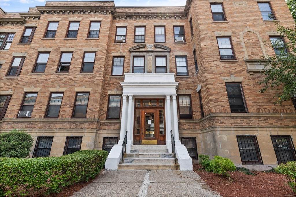 2 Crawford St - Photo 1