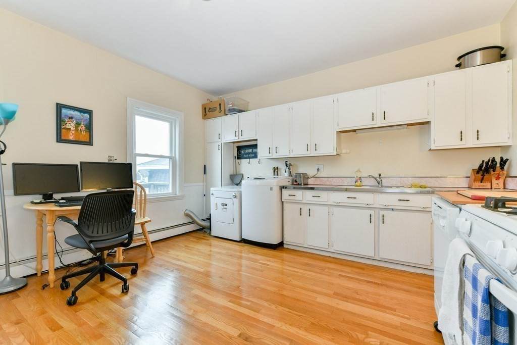 259 Silver St - Photo 1