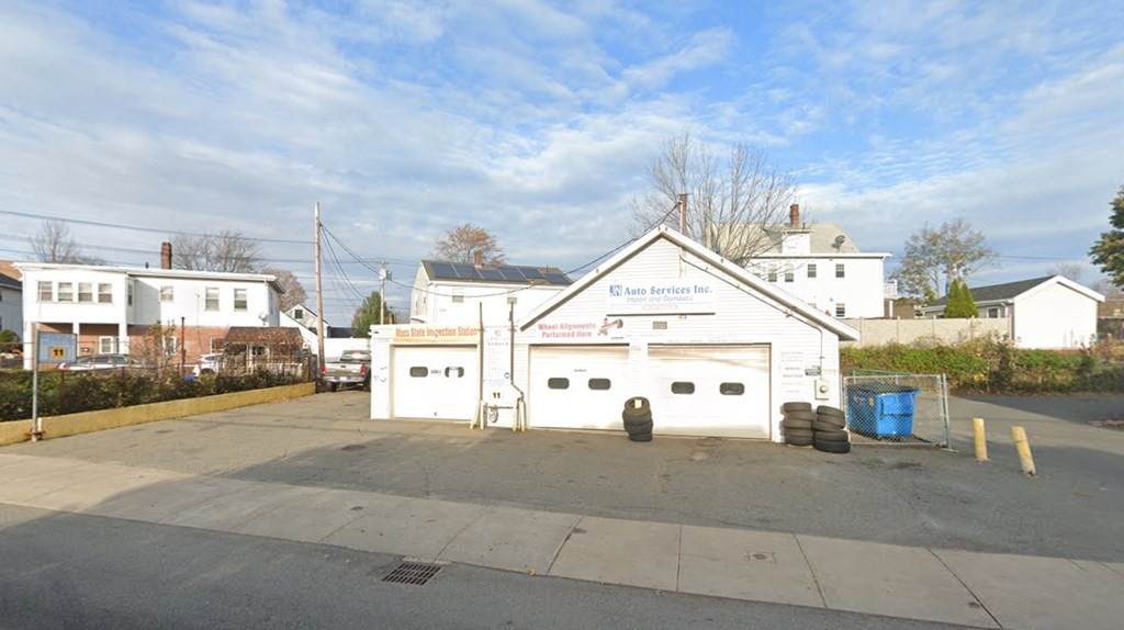 254 Centre St - Photo 1