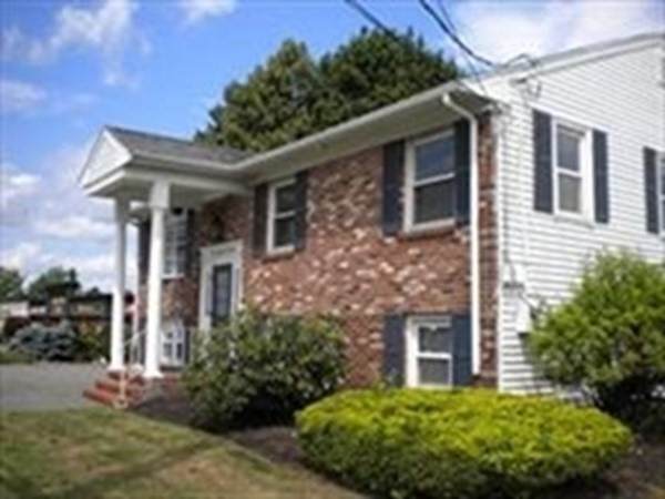 27 Andover St - Photo 1