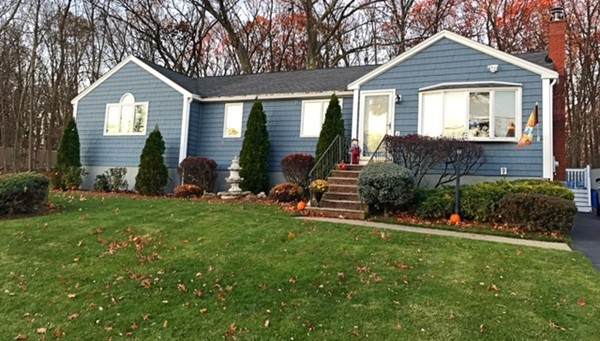 54 Robinson - Photo 1