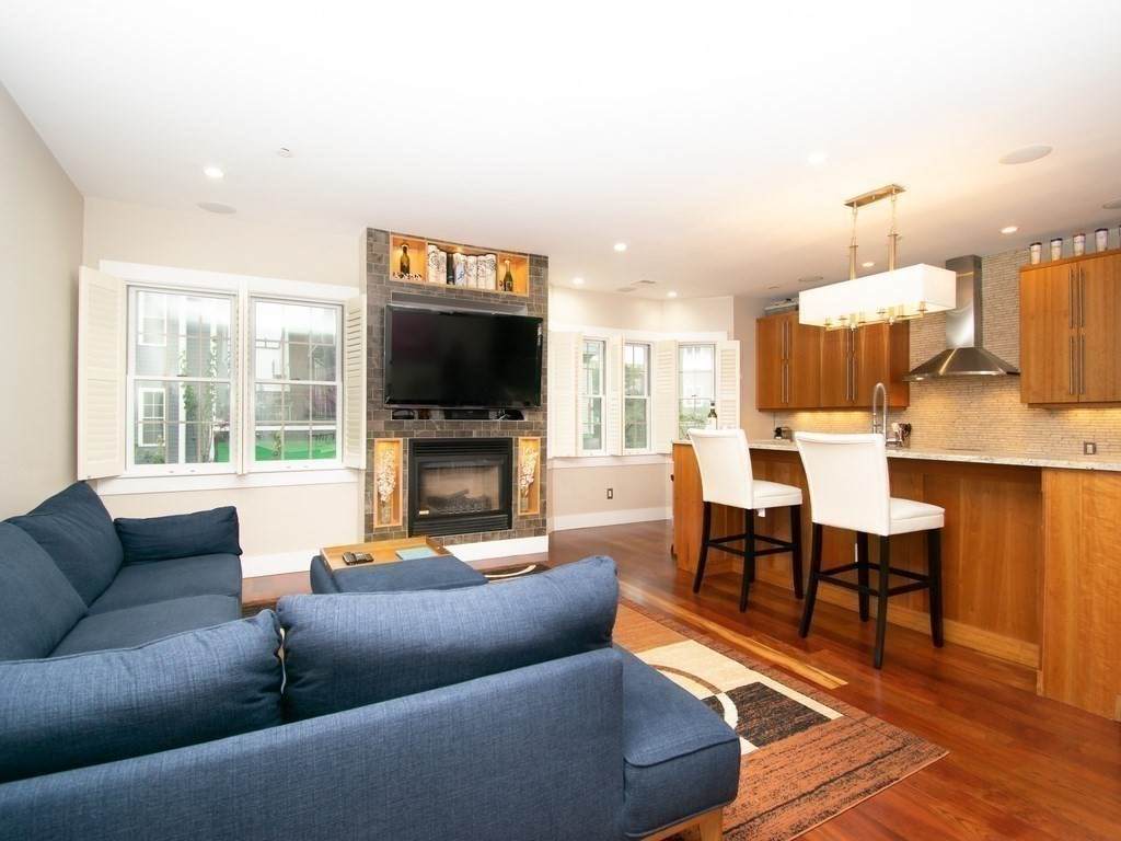 191 K St - Photo 1