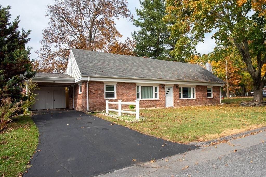 66-68 Janet Circle - Photo 1