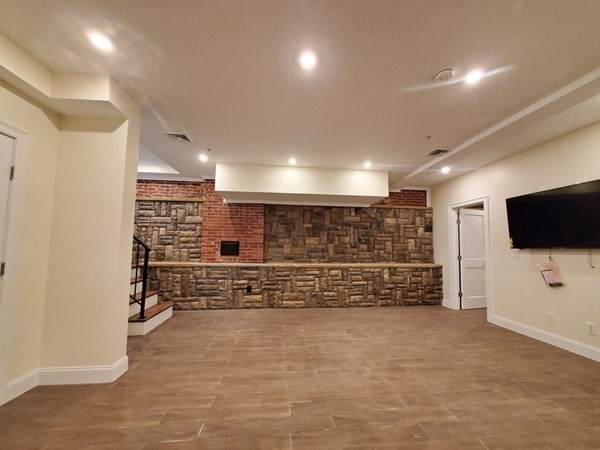1616 Beacon Street - Photo 1