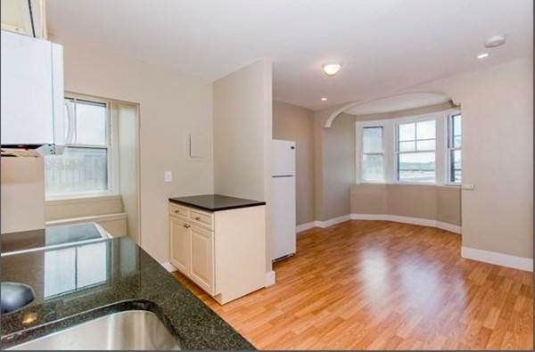 702 Massachusetts Ave - Photo 1