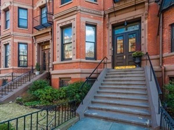 279 Beacon St - Photo 1