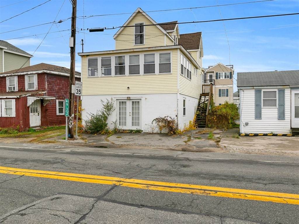 40 N End Blvd - Photo 1