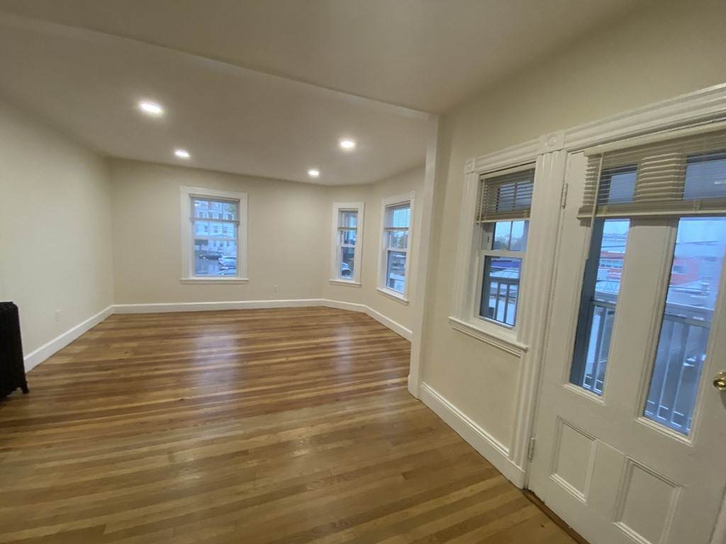 30-32 Richardson St - Photo 1