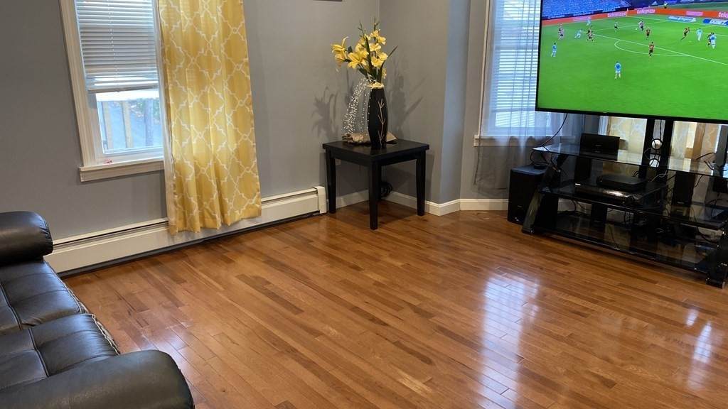 13 Seymour Ave - Photo 1