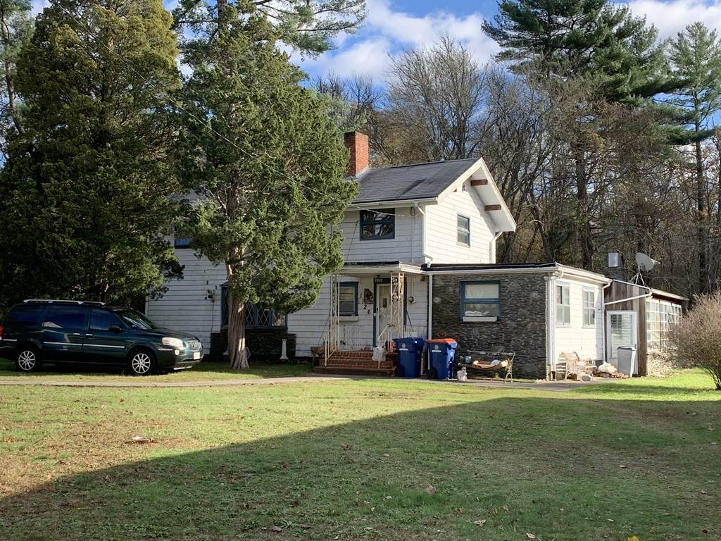 1110, 1126 Pequot St - Photo 1
