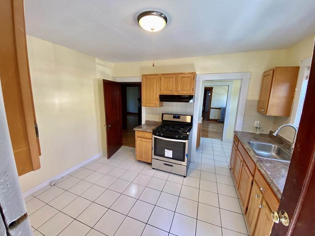 65 Gallivan Blvd - Photo 1