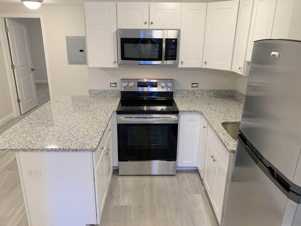 11 Park Dr. - Photo 1