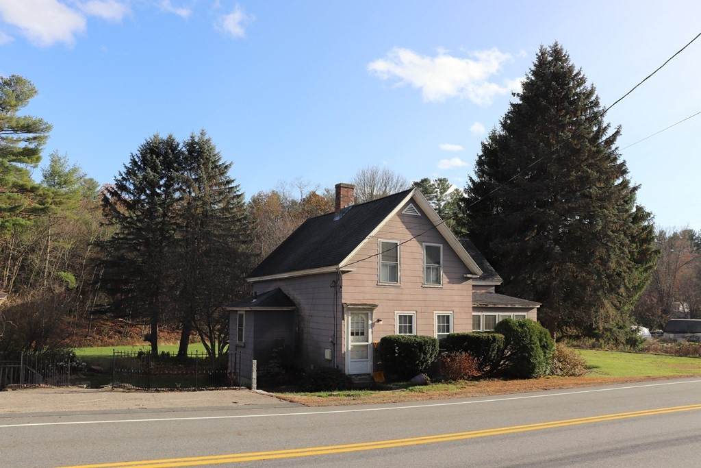 240 Hudson St - Photo 1