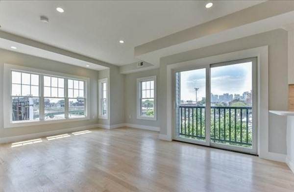 186 Havre Street - Photo 1