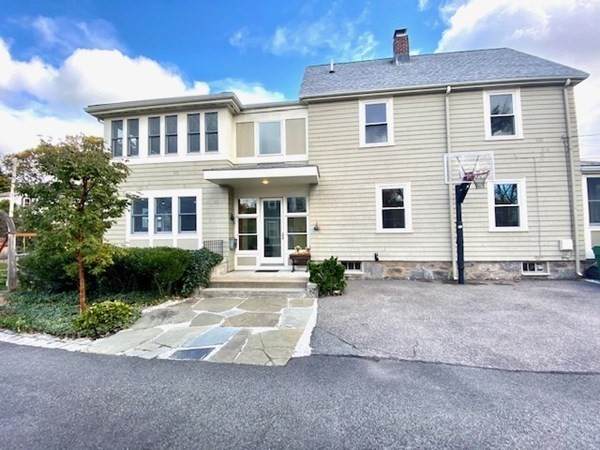 32 Beecher Pl - Photo 1