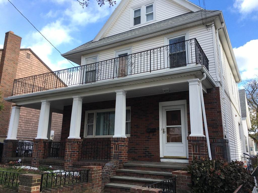 143 Linden - Photo 1
