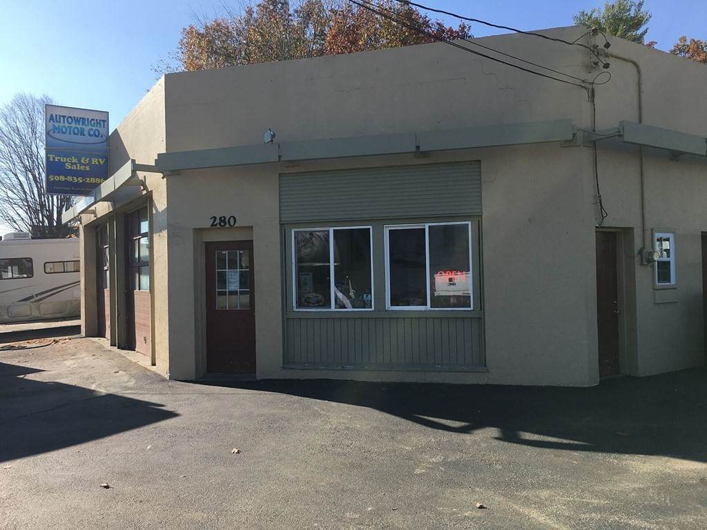 278-280 West Boylston Street - Photo 1