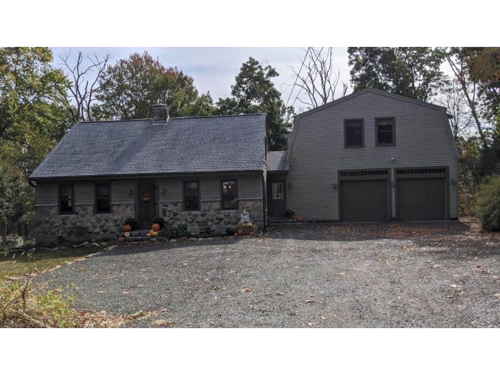 118 King St - Photo 1