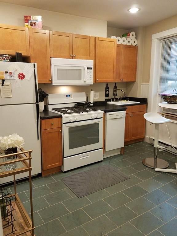 9 Hanover Avenue - Photo 1