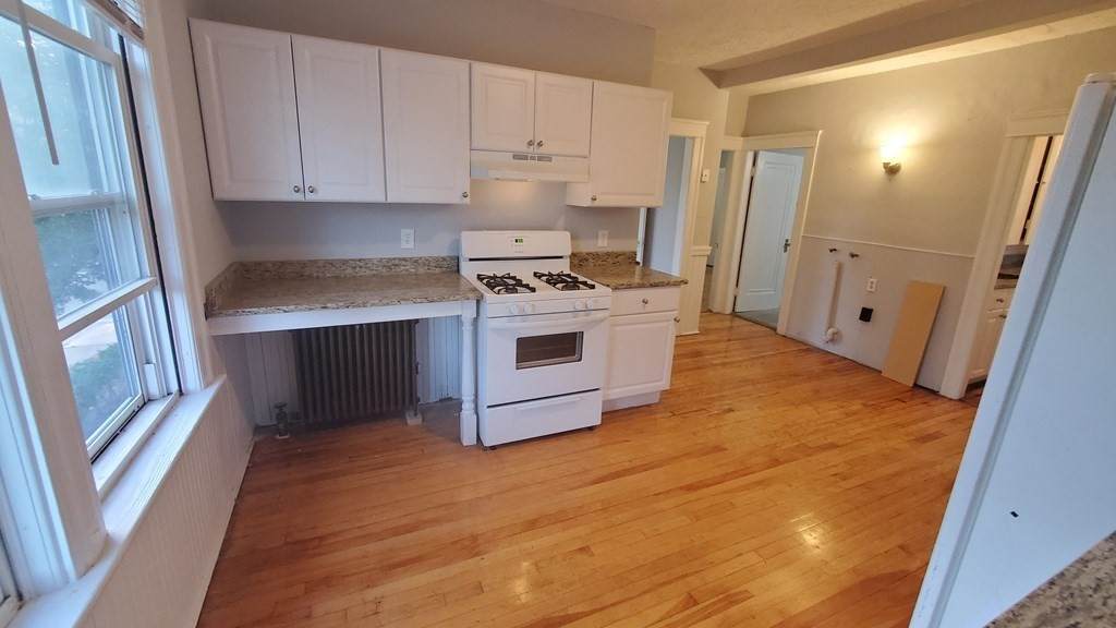 80 Lovell St - Photo 1