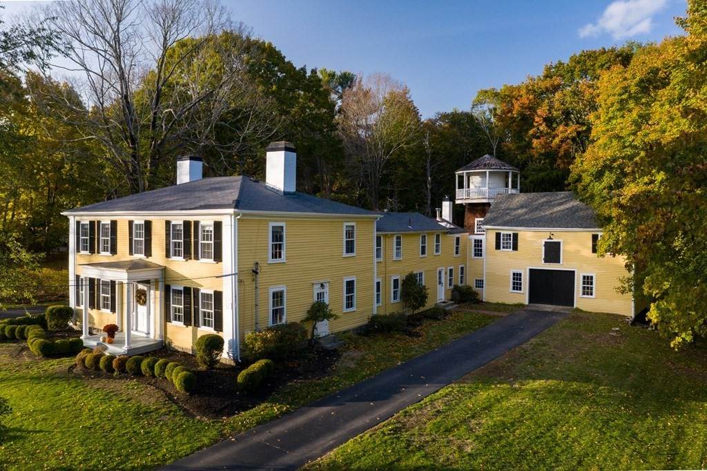 625 Main Street - Photo 1