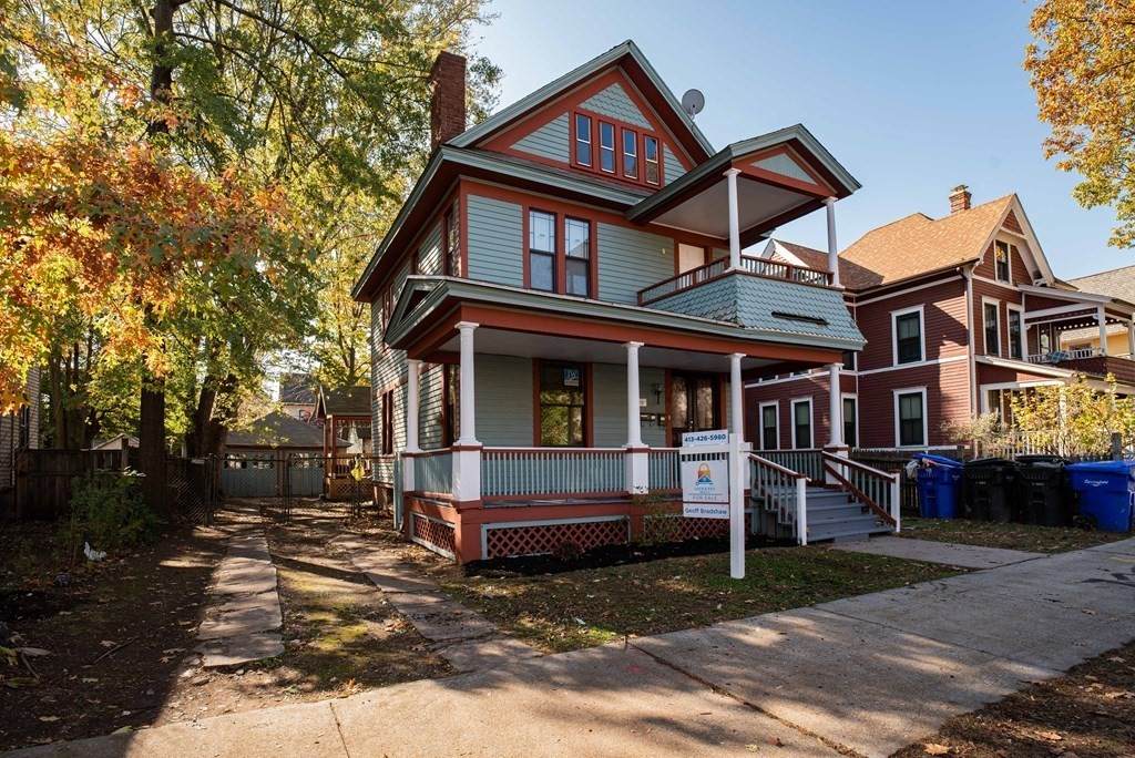 28 Clarendon St - Photo 1
