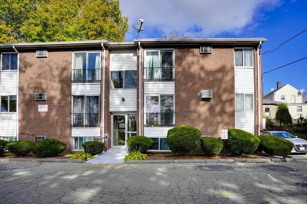 180 River Street - Photo 1