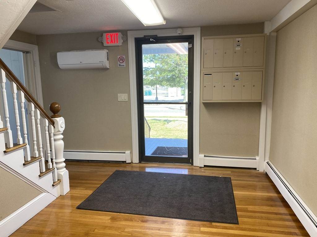 839 Washington St - Photo 1
