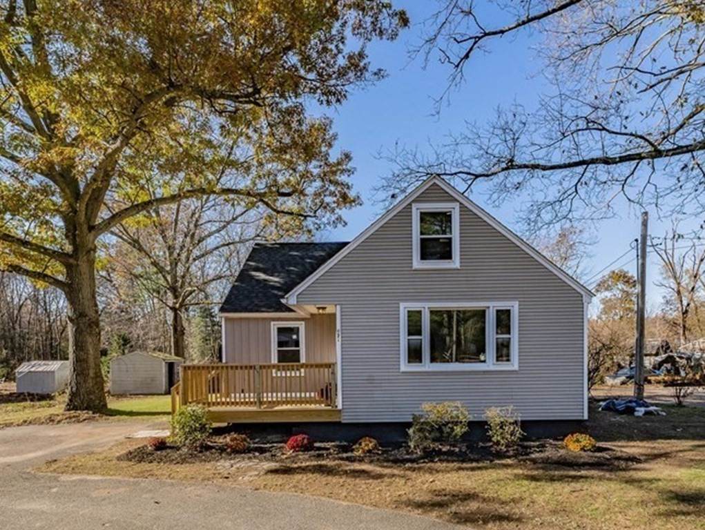431 East St - Photo 1