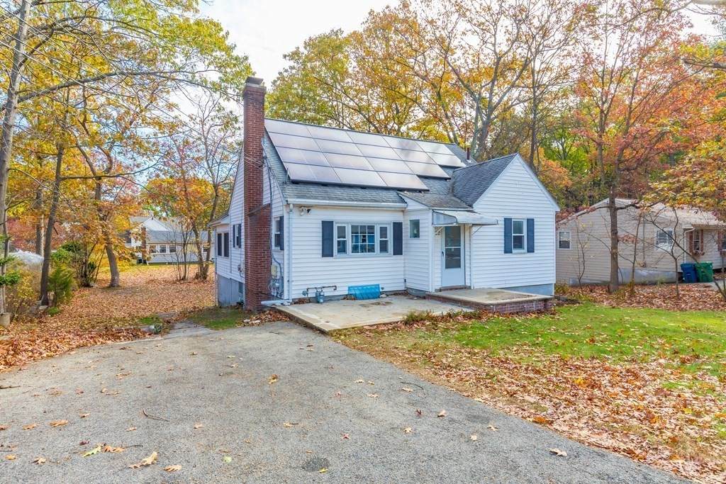 22 Hillsdale Ave - Photo 1