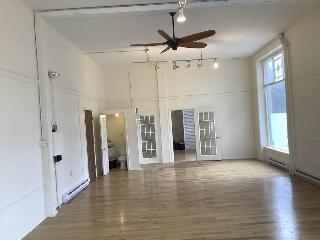 131 Cypress - Photo 1