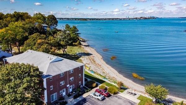 300 River St - Photo 1