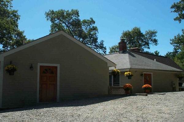 63 White Ave - Photo 1