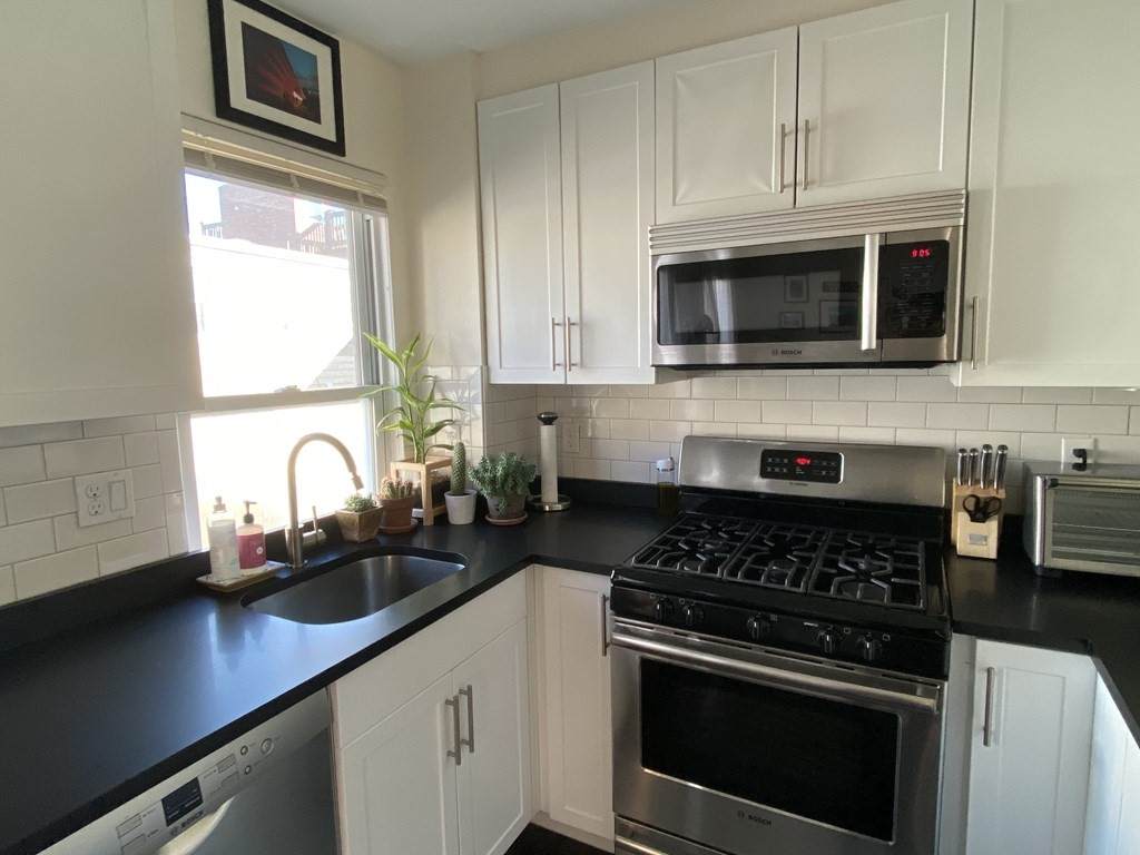 2 O Street Place - Photo 1