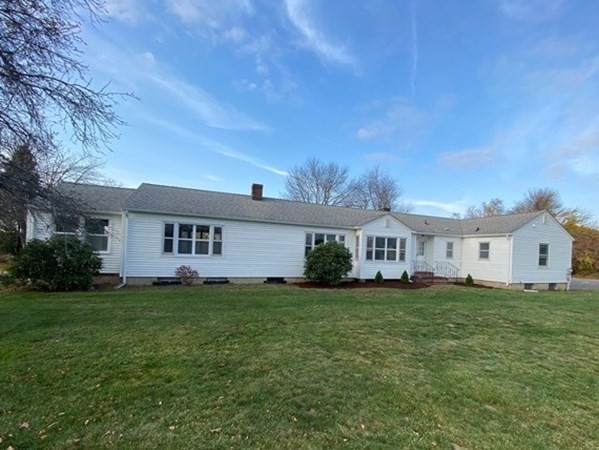17 Nashoba Rd - Photo 1