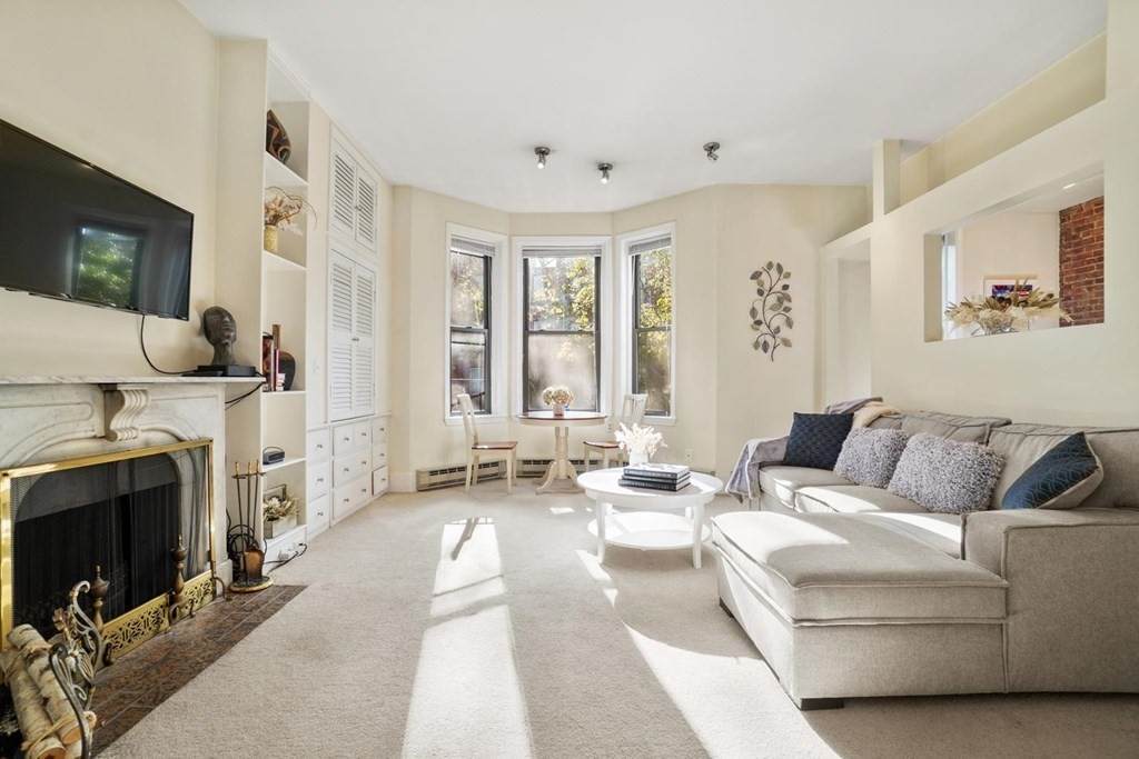 443 Beacon Street - Photo 1