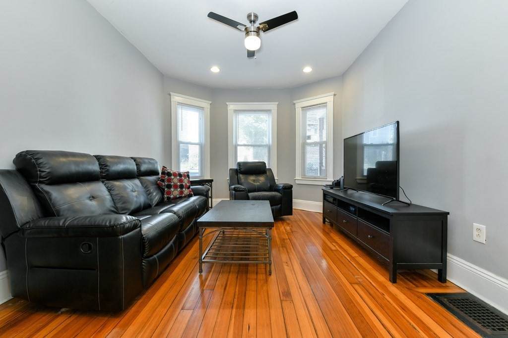 12 Juliette St - Photo 1